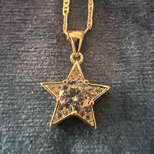 14 K Gold Plated Shiny STAR Pendant & chain Necklace size 0.8 H w/bail almost 1”